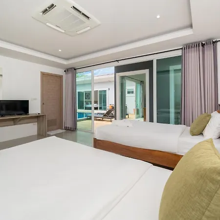 Elm Pool Villa Thalang Room photo
