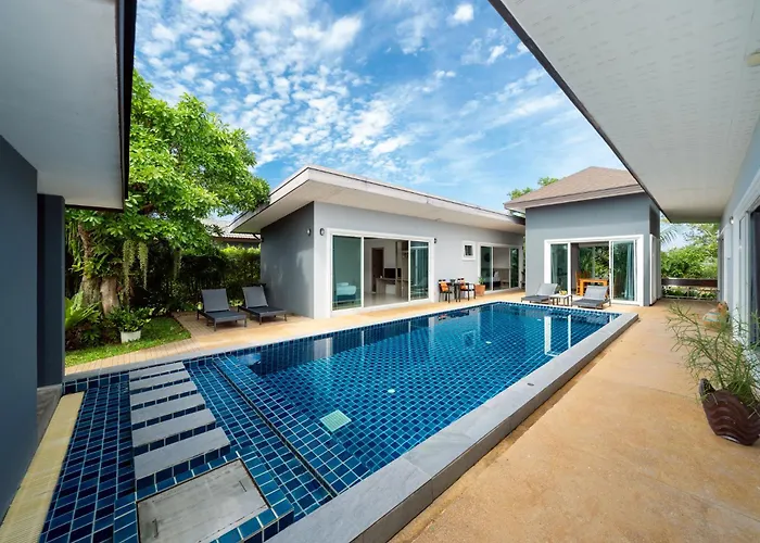 Elm Pool Villa