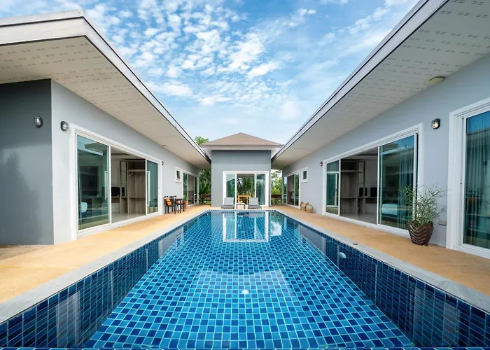 Elm Pool Villa