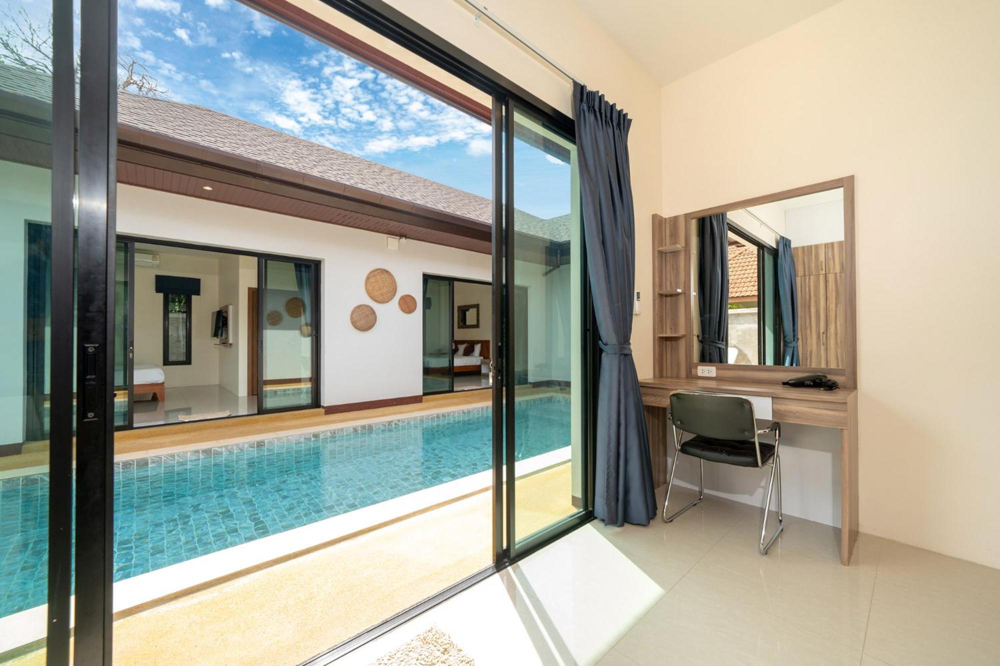 Elm Pool Villa