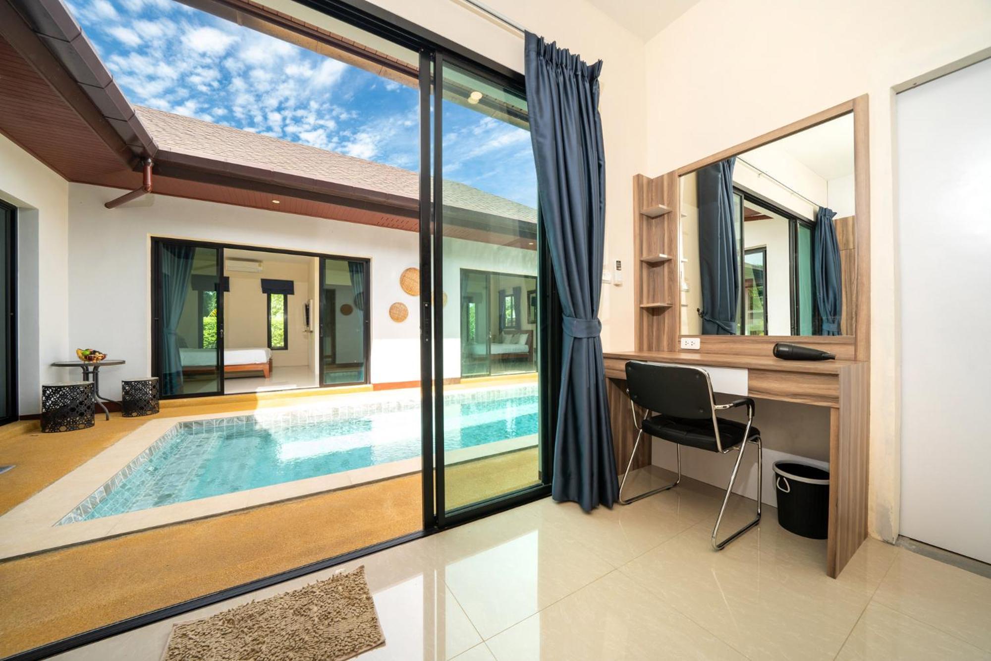 Elm Pool Villa *