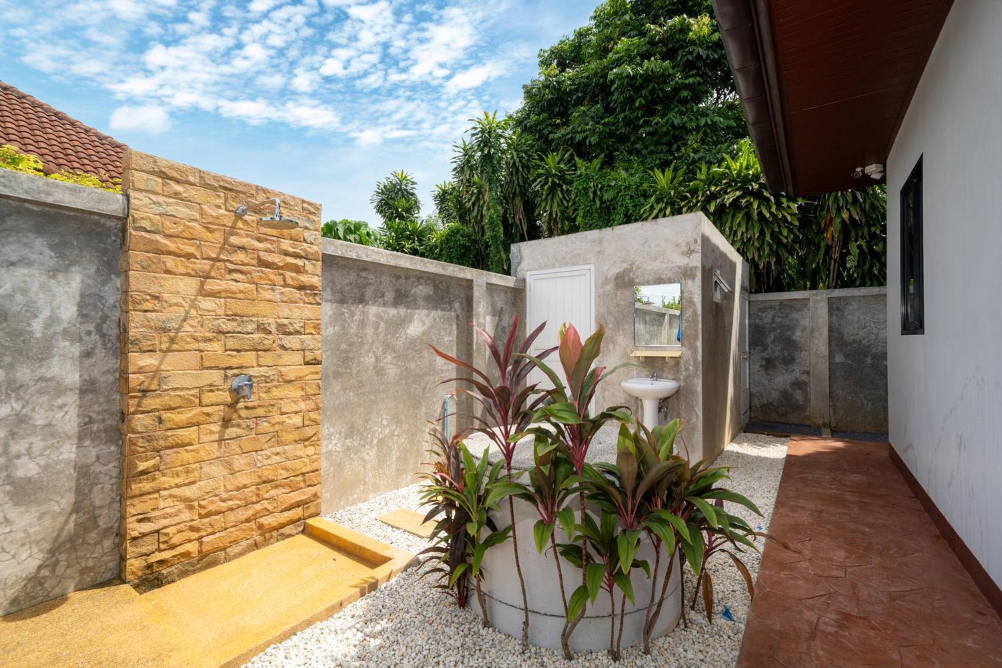 Elm Pool Villa Thalang