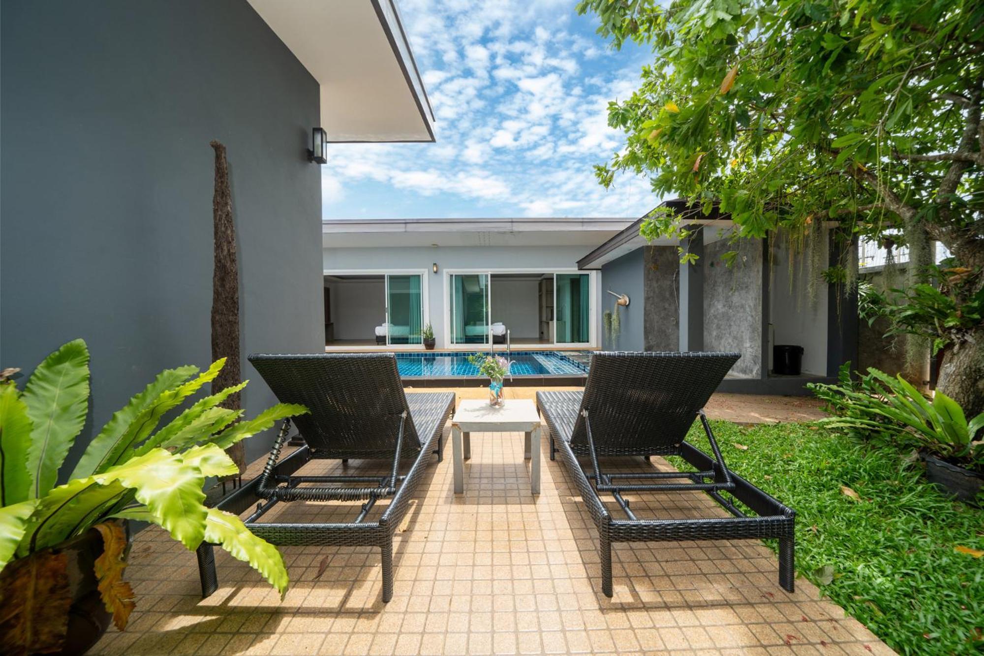 Elm Pool Villa Thalang