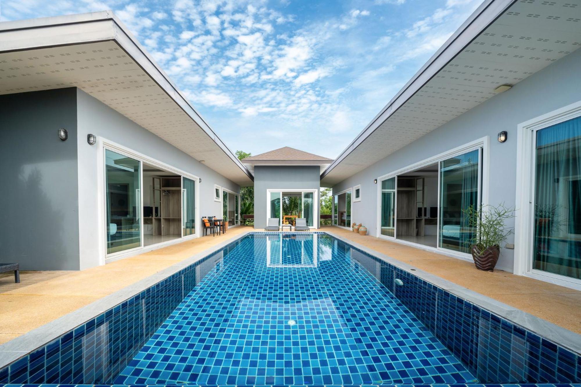 Elm Pool Villa