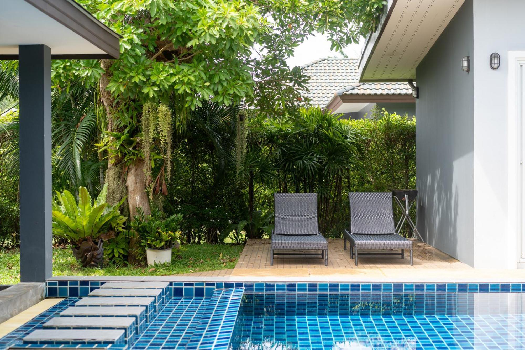 Elm Pool Villa